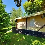 Romantic Safari Tent * Roussines