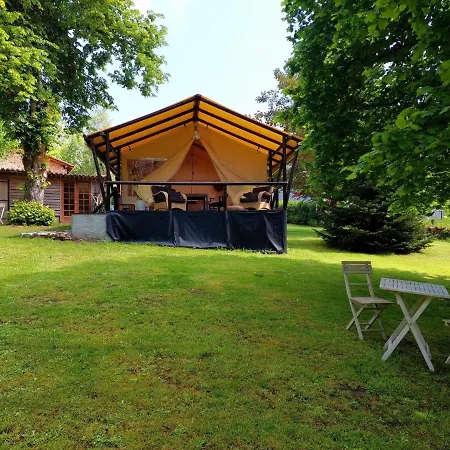 Romantic Safari Tent Οργανωμένο κάμπινγκ