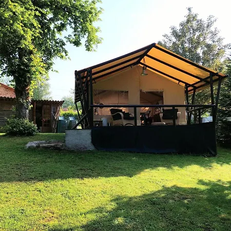 Romantic Safari Tent Οργανωμένο κάμπινγκ